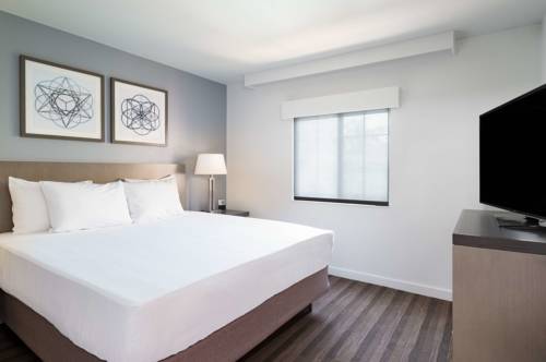 Imagen de la habitación del Hotel Hyatt House White Plains. Foto 2
