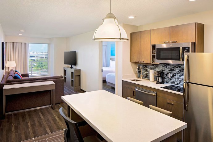 Imagen de la habitación del Hotel Hyatt House across from Universal Orlando Resort. Foto 5
