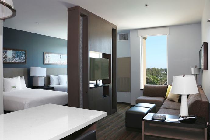 Imagen de la habitación del Hotel Hyatt House at Anaheim Resort/Convention Center. Foto 6