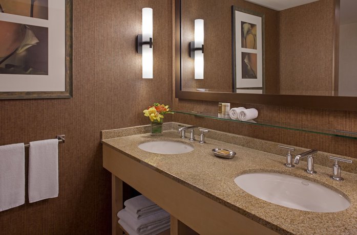 Imagen de la habitación del Hotel Hyatt Lodge Oak Brook Chicago. Foto 4