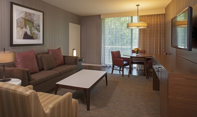 Imagen de la habitación del Hotel Hyatt Lodge Oak Brook Chicago. Foto 7