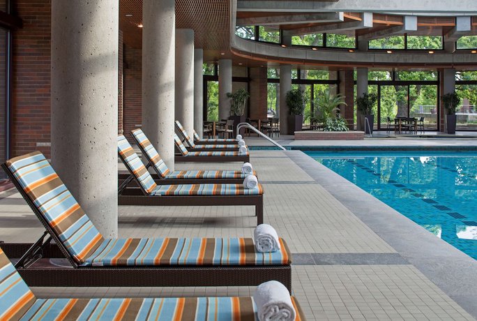 Imagen de la piscina del Hotel Hyatt Lodge Oak Brook Chicago. Foto 19