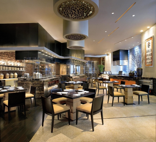 Imagen del bar/restaurante del Hotel Hyatt On The Bund. Foto 3