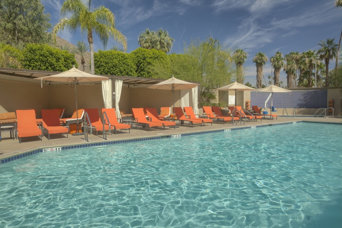 Imagen de la piscina del Hotel Hyatt Palm Springs. Foto 13
