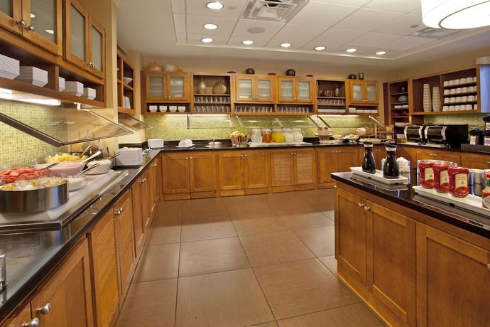 Imagen de los interiores del Hotel Hyatt Place Across from Universal Orlando Resort. Foto 15