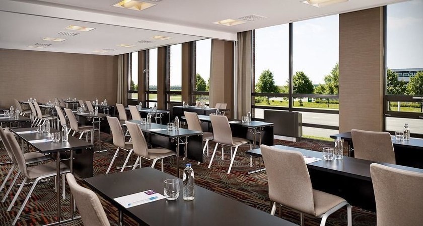 Imagen de los interiores del Hotel Hyatt Place Amsterdam Airport. Foto 12