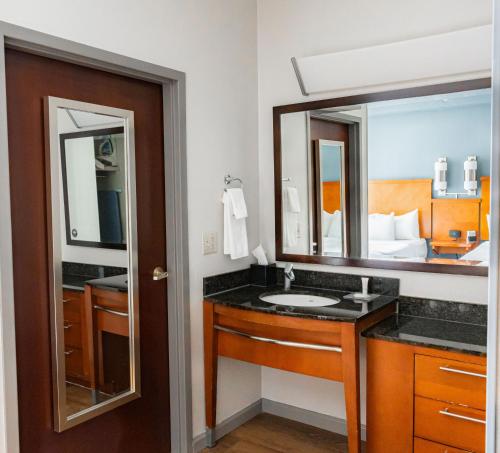 Imagen de la habitación del Hotel Hyatt Place Atlanta Airport-north. Foto 10