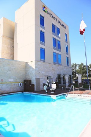 Imagen de la piscina del Hotel Hyatt Place Austin Airport. Foto 20
