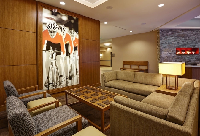 Imagen de los interiores del Hotel Hyatt Place Bloomington. Foto 14