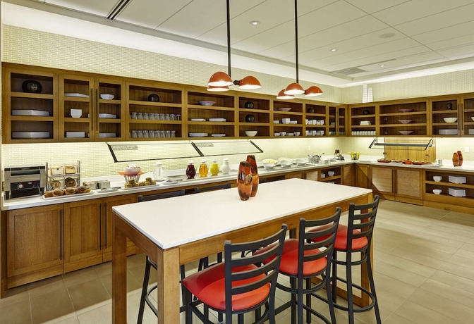 Imagen de los interiores del Hotel Hyatt Place Bloomington. Foto 15