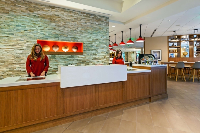 Imagen del bar/restaurante del Hotel Hyatt Place Bloomington. Foto 5