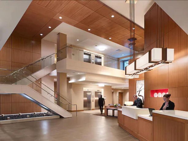 Imagen de los interiores del Hotel Hyatt Place Bloomington/normal. Foto 16