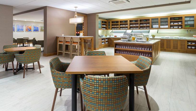 Imagen del bar/restaurante del Hotel Hyatt Place Boca Raton / Dowtown. Foto 4