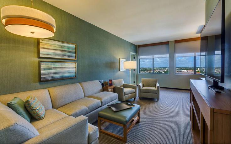 Imagen de los interiores del Hotel Hyatt Place Boca Raton / Dowtown. Foto 9