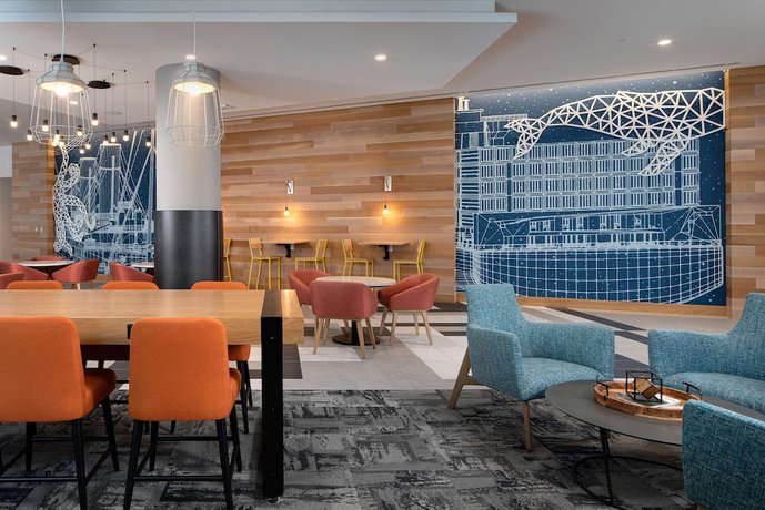 Imagen de los interiores del Hotel Hyatt Place Boston/Seaport District. Foto 16