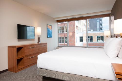 Imagen de la habitación del Hotel Hyatt Place Champaign-urbana. Foto 6