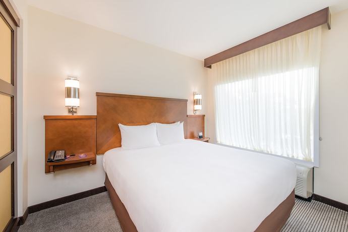 Imagen de la habitación del Hotel Hyatt Place Charleston Airport/Convention Center. Foto 5