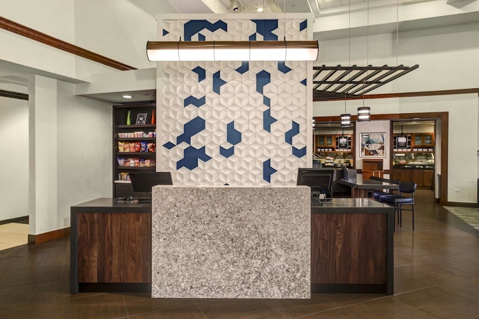 Imagen de los interiores del Hotel Hyatt Place Charlotte Airport / Billy Graham Parkway. Foto 17