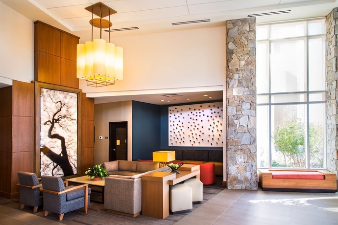 Imagen de los interiores del Hotel Hyatt Place Charlottesville. Foto 16