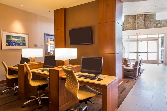 Imagen de los interiores del Hotel Hyatt Place Charlottesville. Foto 17