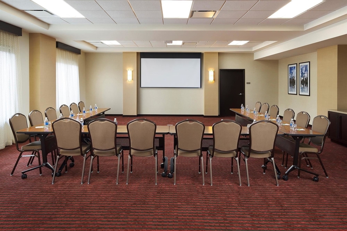 Imagen de los interiores del Hotel Hyatt Place Chicago Midway Airport. Foto 13