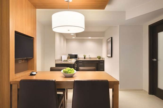 Imagen de la habitación del Hotel Hyatt Place Chicago/O'Hare Airport. Foto 4