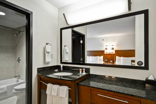 Imagen de la habitación del Hotel Hyatt Place Chicago/naperville/warrenville. Foto 4