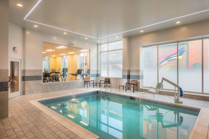 Imagen de la piscina del Hotel Hyatt Place Cleveland / Westlake / Crocker Park. Foto 20