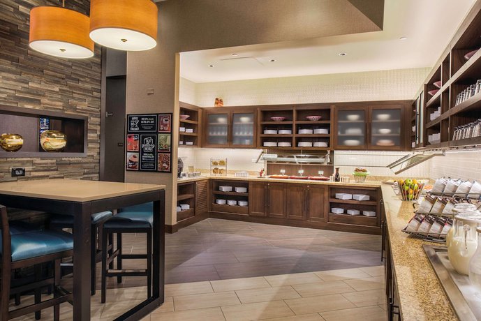 Imagen del bar/restaurante del Hotel Hyatt Place Cleveland / Westlake / Crocker Park. Foto 4