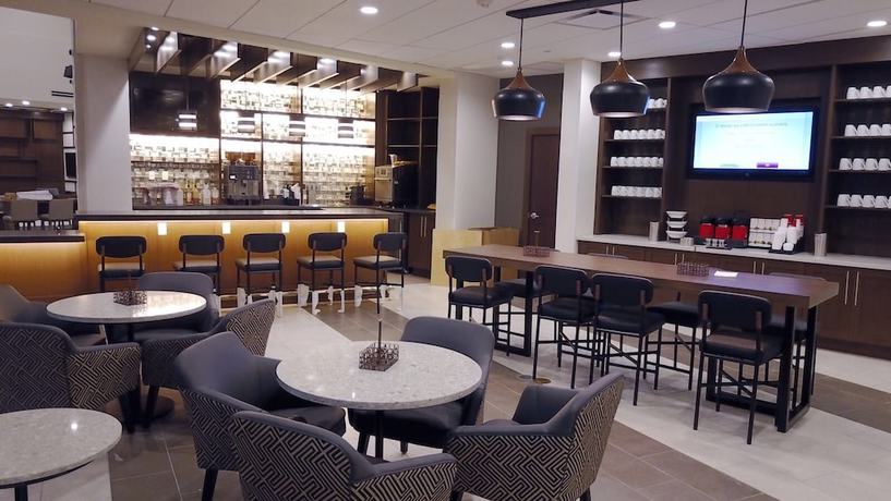 Imagen del bar/restaurante del Hotel Hyatt Place Dallas / The Colony. Foto 6