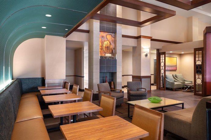 Imagen de los interiores del Hotel Hyatt Place Denver Tech Center. Foto 15