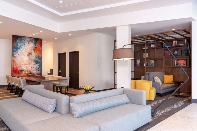 Imagen de los interiores del Hotel Hyatt Place Detroit Royal Oak. Foto 14