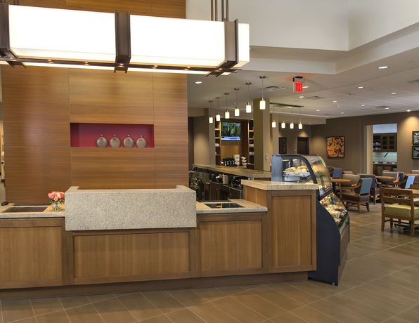 Imagen de los interiores del Hotel Hyatt Place Detroit/novi. Foto 17