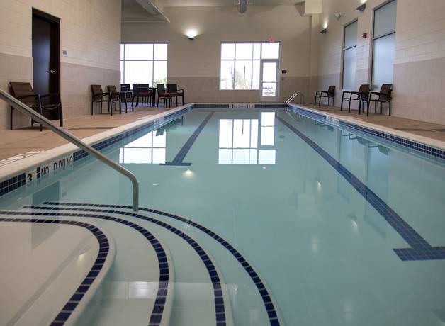 Imagen de la piscina del Hotel Hyatt Place Detroit/novi. Foto 20
