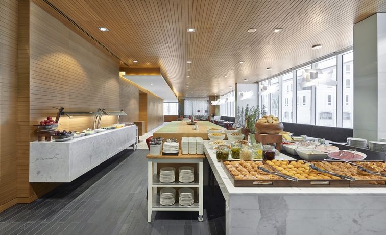 Imagen del bar/restaurante del Hotel Hyatt Place Dubai Baniyas Square. Foto 3