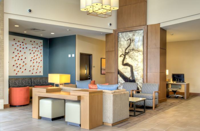 Imagen de los interiores del Hotel Hyatt Place Durham Southpoint. Foto 18