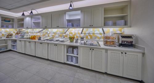 Imagen del bar/restaurante del Hotel Hyatt Place Eugene / Oakway Center. Foto 5