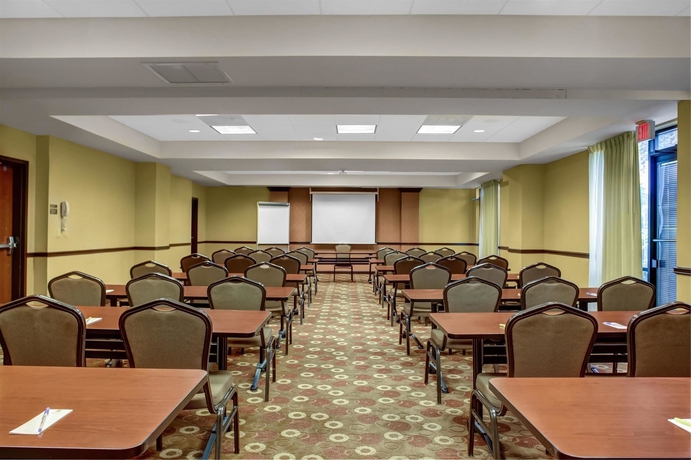 Imagen de los interiores del Hotel Hyatt Place Fort Lauderdale Cruise Port. Foto 7