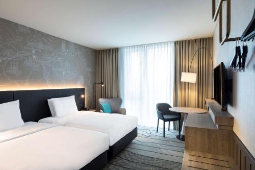 Imagen de la habitación del Hotel Hyatt Place Frankfurt Airport. Foto 16