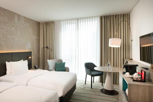 Imagen de la habitación del Hotel Hyatt Place Frankfurt Airport. Foto 18