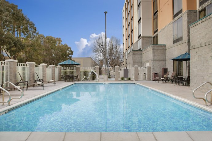 Imagen de la piscina del Hotel Hyatt Place Fremont/silicon Valley. Foto 20