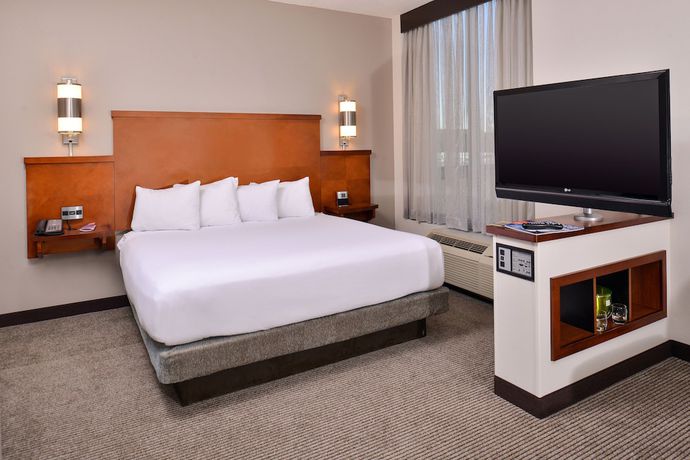 Imagen de la habitación del Hotel Hyatt Place Garden City. Foto 5