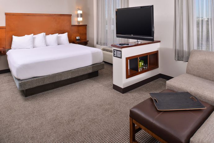 Imagen de la habitación del Hotel Hyatt Place Garden City. Foto 11