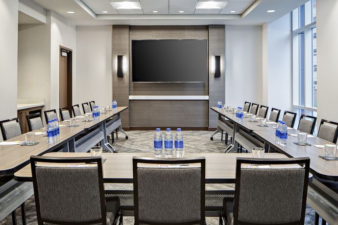 Imagen de los interiores del Hotel Hyatt Place Grand Rapids Downtown. Foto 17
