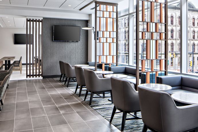 Imagen del bar/restaurante del Hotel Hyatt Place Grand Rapids Downtown. Foto 4