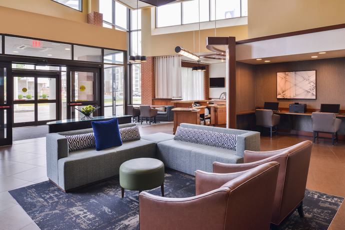 Imagen de los interiores del Hotel Hyatt Place Herndon Dulles Airport East. Foto 11