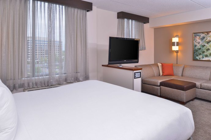 Imagen de la habitación del Hotel Hyatt Place Herndon Dulles Airport East. Foto 3