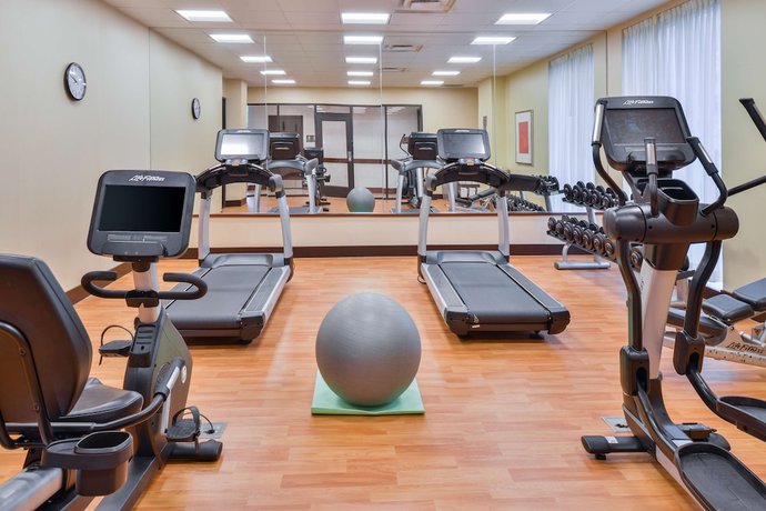 Imagen de los interiores del Hotel Hyatt Place Herndon Dulles Airport East. Foto 16
