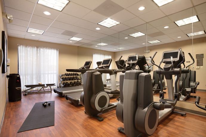 Imagen de los interiores del Hotel Hyatt Place Indianapolis Airport. Foto 18