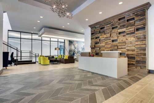Imagen de los interiores del Hotel Hyatt Place Iowa City Downtown. Foto 9